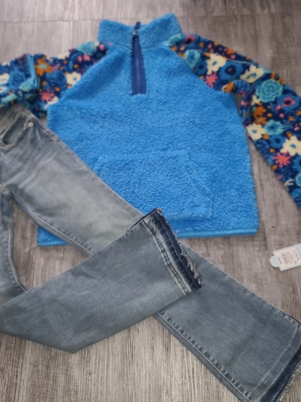 GAP gorgeous lot
